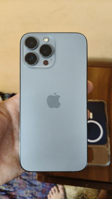 Продам iPhone 13 pro max 256 Гб синий