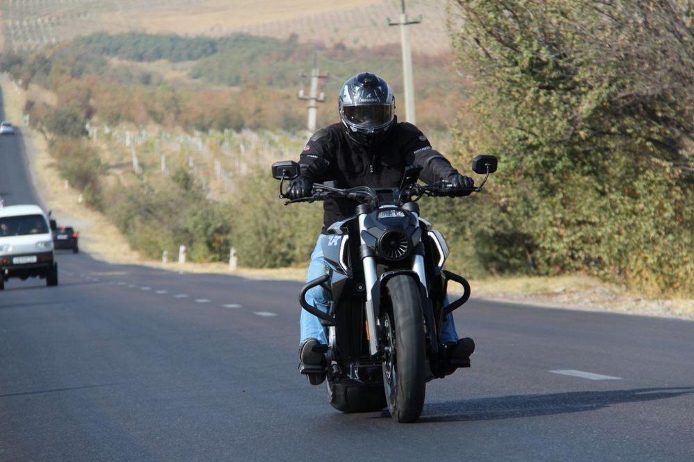 Бенда LFC 700 год 2023