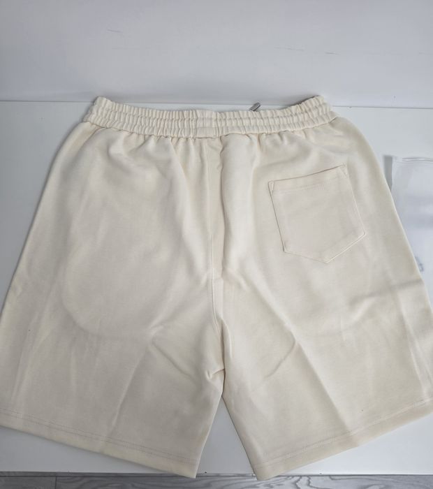 Vand pantaloni scurti Dior