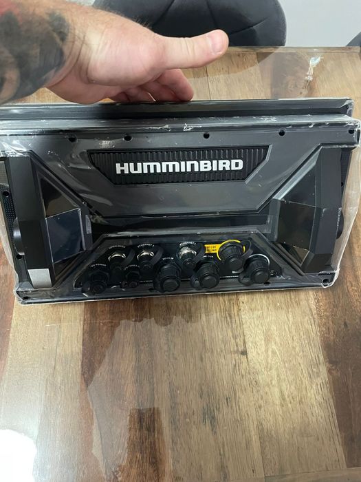 Vand sonar humminbird apex 13 nou cu sonda originala