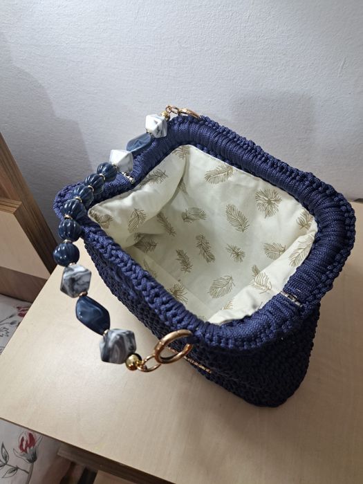 Genti de mana/umar lucrate manual