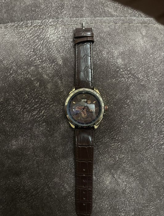 Продается часы TagHeuer