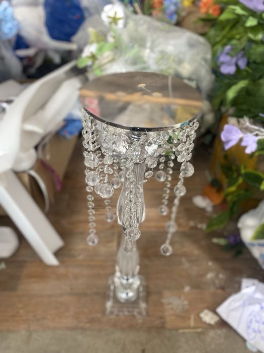 Хрустальная поставка на столы