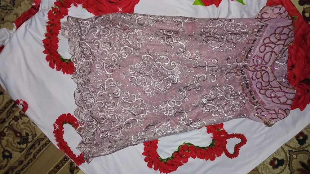 Kelinlik kòylagi Kam kiyilgan