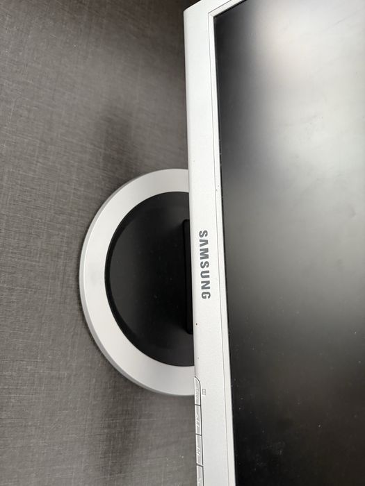 Стара Техника, клавиатури, мишки, екрани и т.н