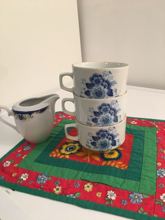 Стари български чаши