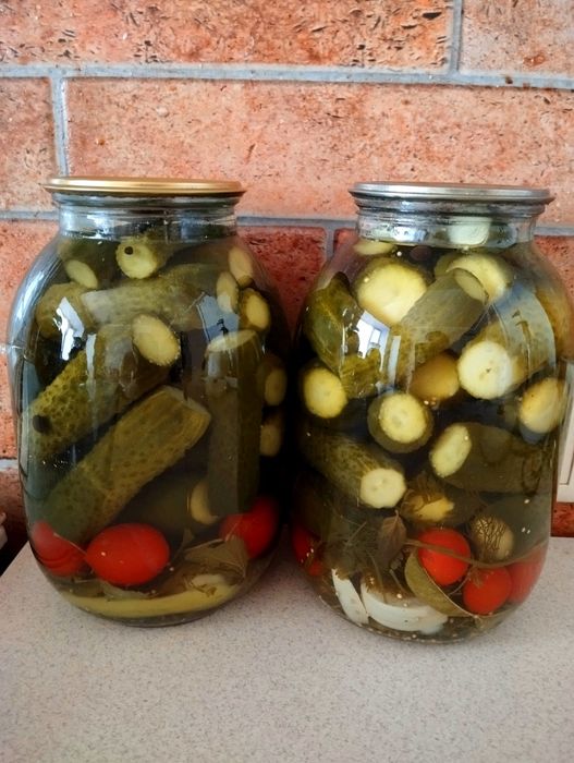 Маринованные огурцы