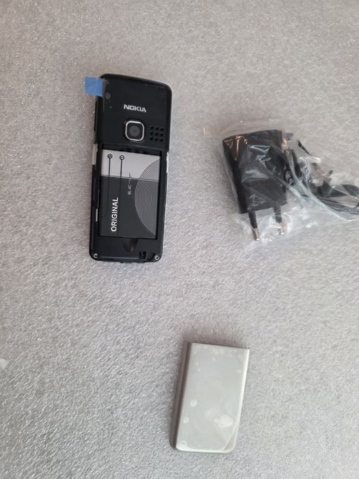 6300 Nokia Нов Силвер