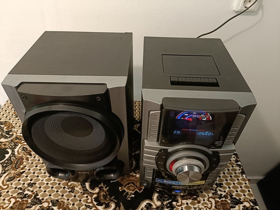 Combina subwoofer Sony Genezi Mhc-gt444
