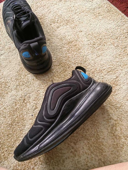 nike AIRMAX blue and black