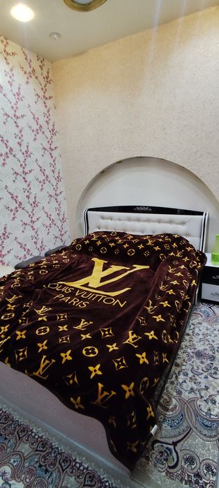 Задаю свою квартиру 400 долор