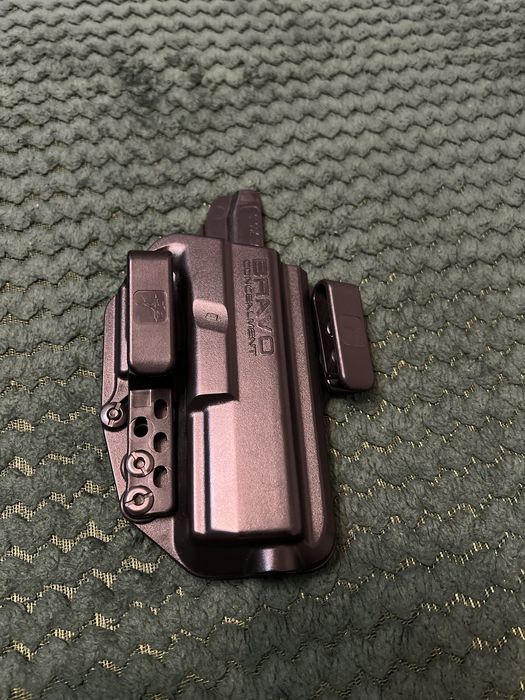 Bravo Concealment Glock IWB Holster