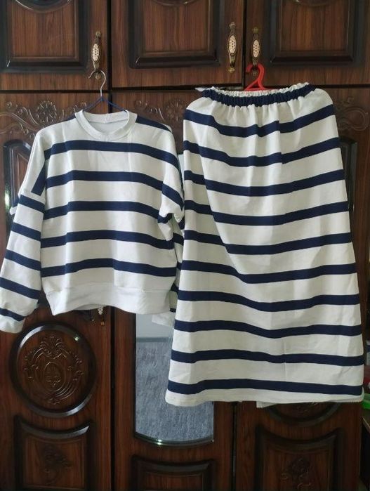 Kofta yubka sotiladi. Razmer 46 48