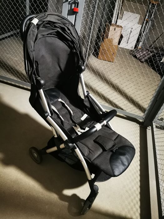 Коляска прогулочная