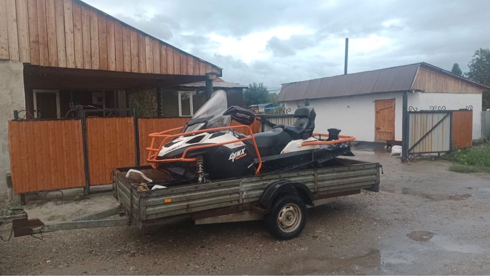 Прицеп для легкогого автомобиля