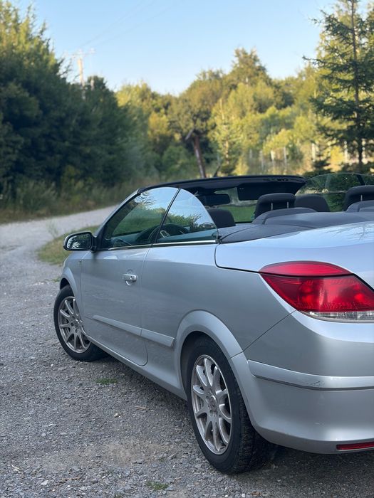 Opel Astra H TwinTop Cabrio