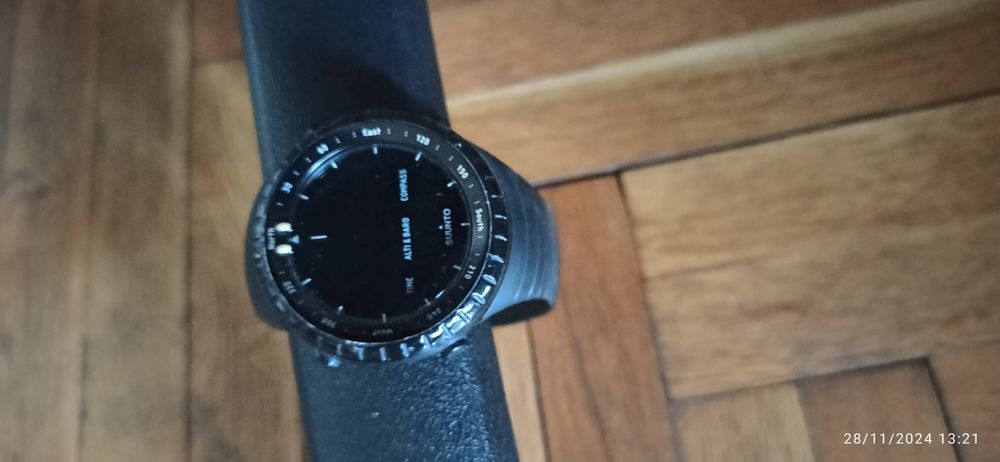 Часовник suunto core all black
