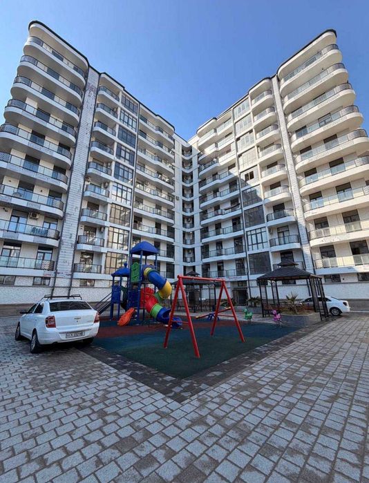 ЖК Shahriobod, 3 комнатная 83м2 коробка, кадастр есть
