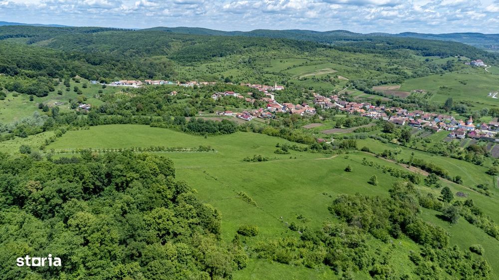 Teren 500 mp in Bradu, Sibiu – 7500 € – Zona linistita, privelis