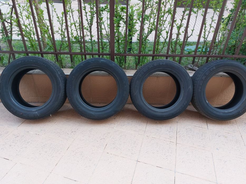 Гуми 225 /65 /R17