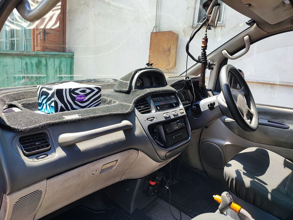 Продам Митсубиси Делику булка