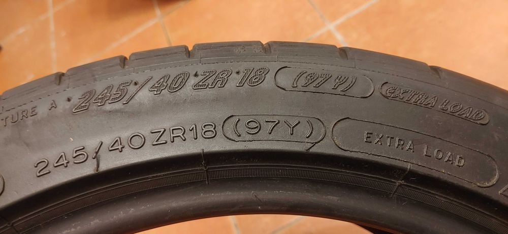 Set 4 anvelope vara Michelin Pilot SuperSport 245/40/R18 XL