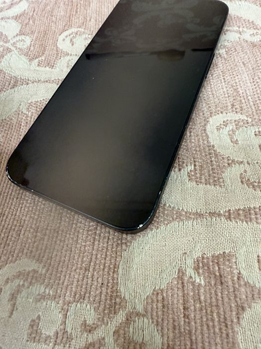 iPhone 14 заключен