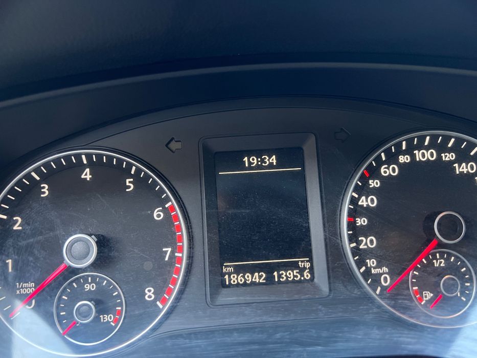 VOLKSWAGEN Jetta 2011 — imagine 5