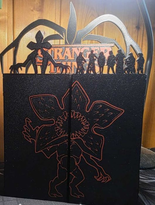 Suport Display pentru colectia kinder funko pop Stranger Things