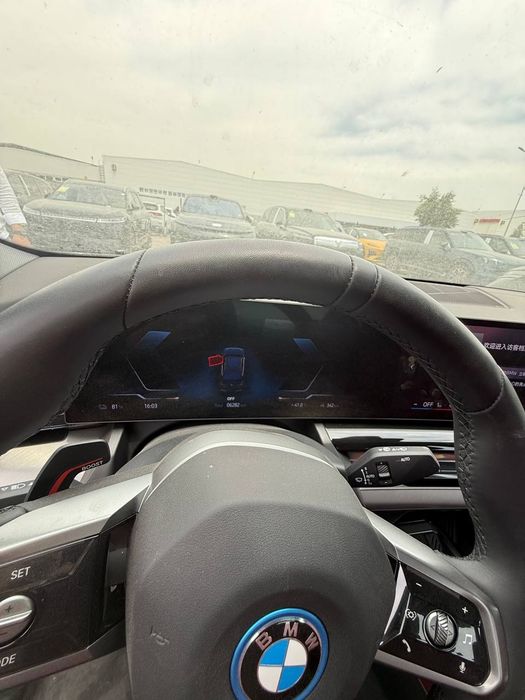 Bmw i5 35L 2025 toza