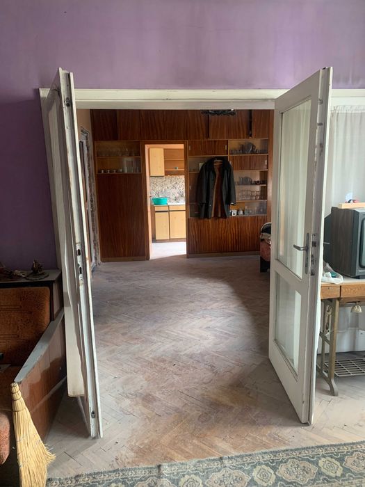 ЧЕТИРИСТАЕН апартамент в Карлово