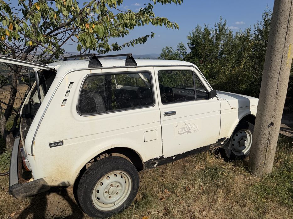 Lada Niva 1600 цяла или на части