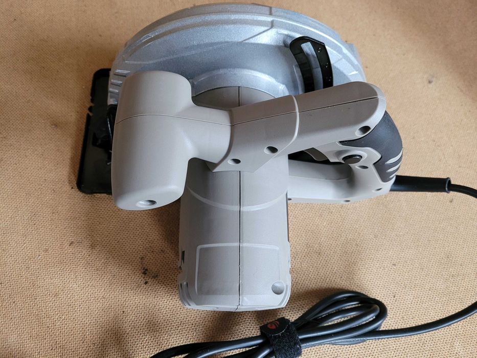 Электропила  дисковая