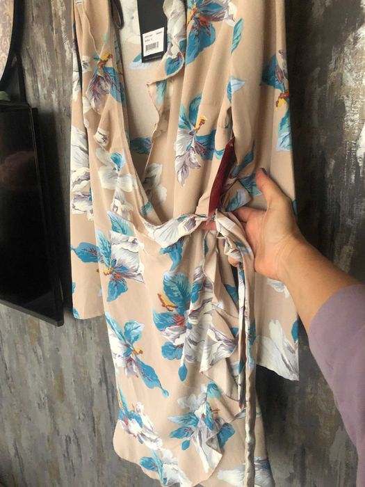 Rochie cu volane si petrecuta in talie NOUA_Girls on Film_42