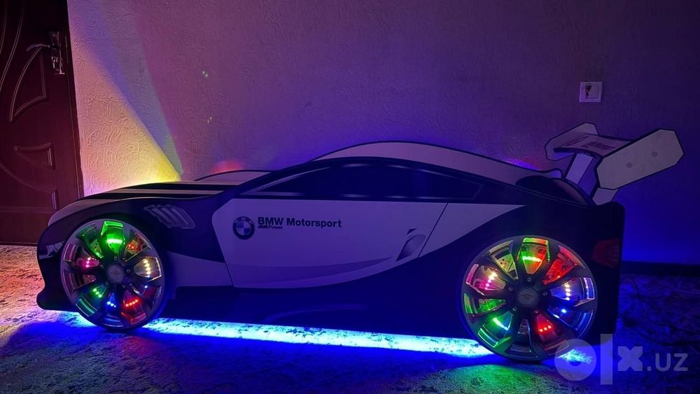 Продаётся кровать машина bmw