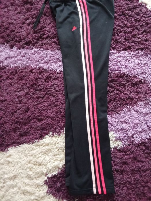 Pantaloni damă originali Adidas.