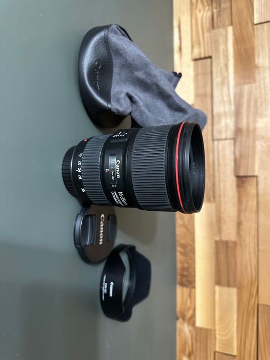 Obiectiv Canon EF 16-35mm F4 L IS USM