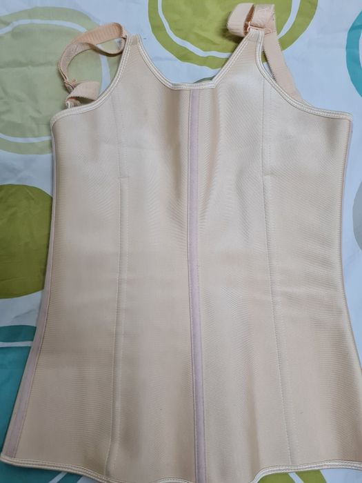 Продам отличный корсет