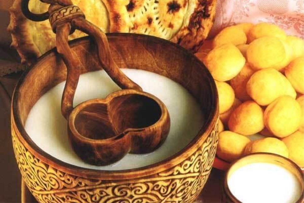 Наурыз коже сүрлен жылқы етімен