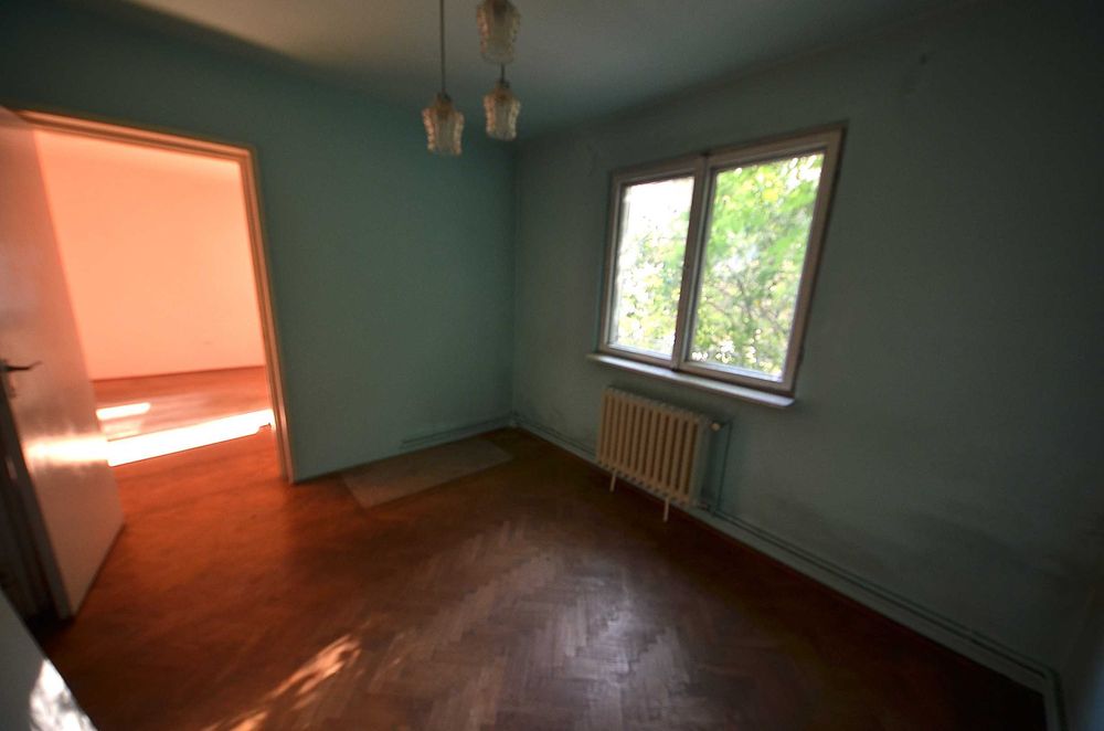 3 camere - etaj 1 - Dâmbu Pietros