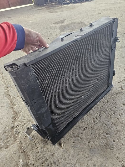 Перка с радиатори радиатор охладителна бмв bmw f30 f31 f32 ф30 ф31 ф32