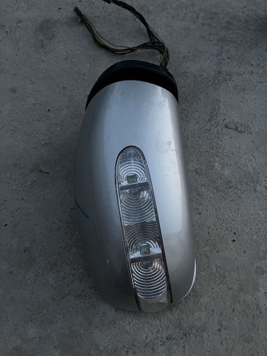 Mercedes w211 боковое зеркало