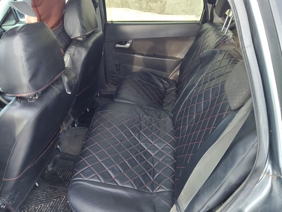 Срочно продам машину на ходу