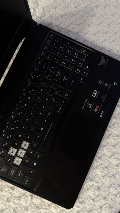 Laptop ASUS TUF Gaming FX505D + Set Gaming Archelonz