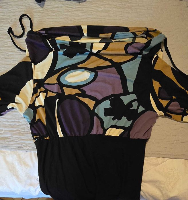 Дамски  блузи  KENSOL, Sisley, Akela Key, Pause. По 25 лв.