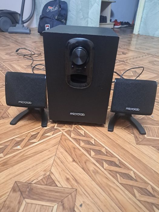 Продам компьютерный сабуфер Микролаб,