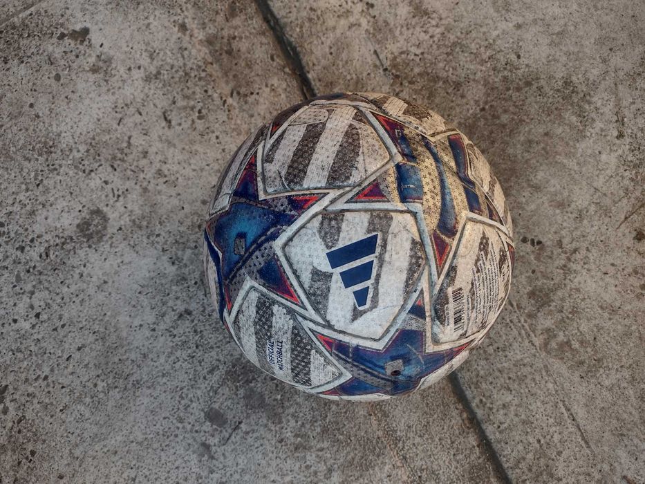 Minge fotbal Adidas UEFA Champions League mărimea 5
