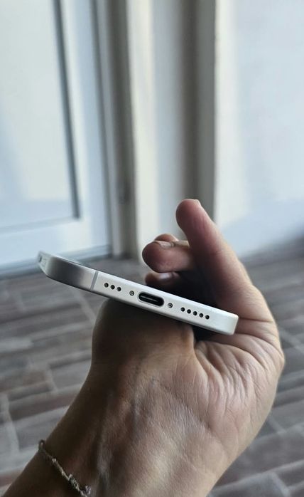 Telefon Iphone 16