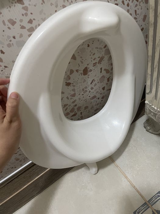 Подставка для ног и насадка на унитаз