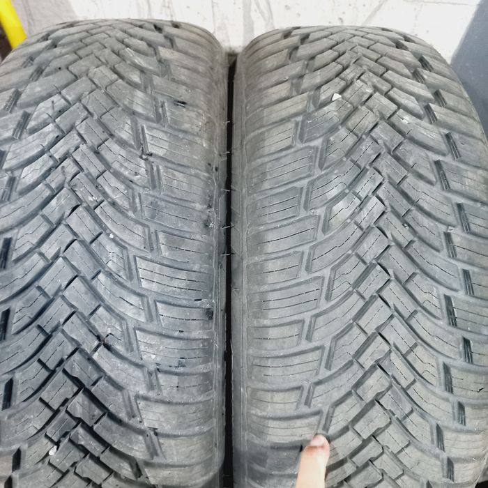 Автомобилни гуми 215x50xR17